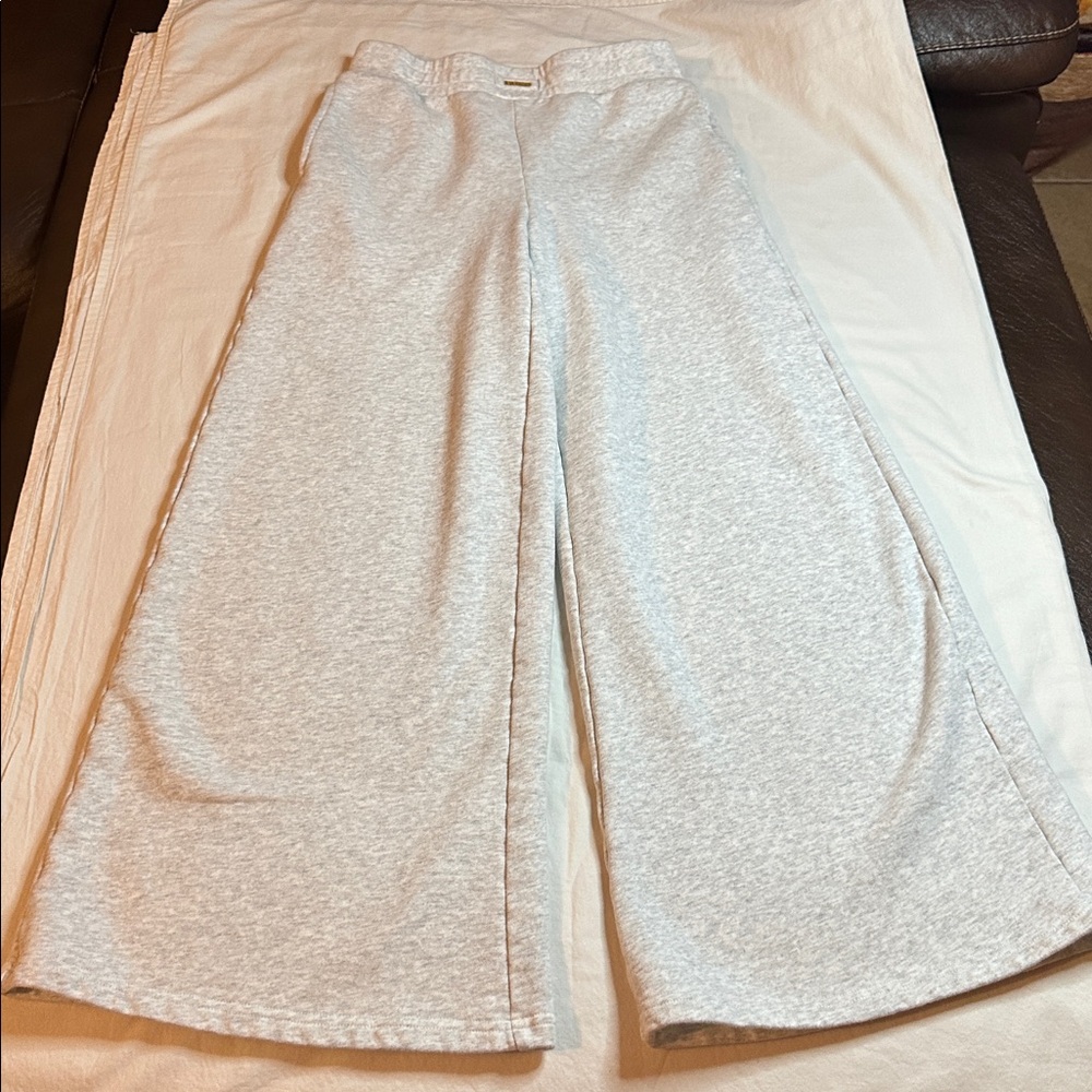 Cleo Harper Valor Joggers Size XS - Picture 6 of 13